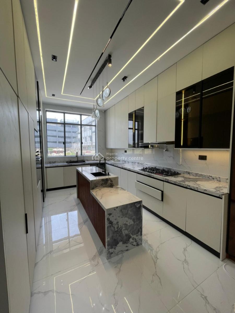 Spacious 4 Bedroom Terrace Duplex with a Bq, Lekki Phase 1, Lekki, Lagos, Terraced Duplex for Sale