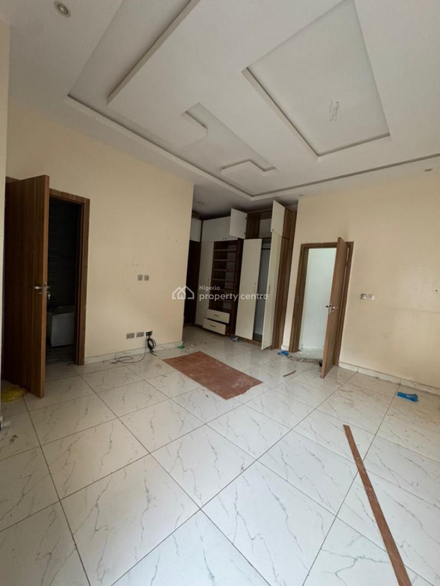 Spacious Studio Apartment with Swimming Pool at Ikota, Lekki Ikota Gra, Ikota, Lekki, Lagos, Flat / Apartment for Rent
