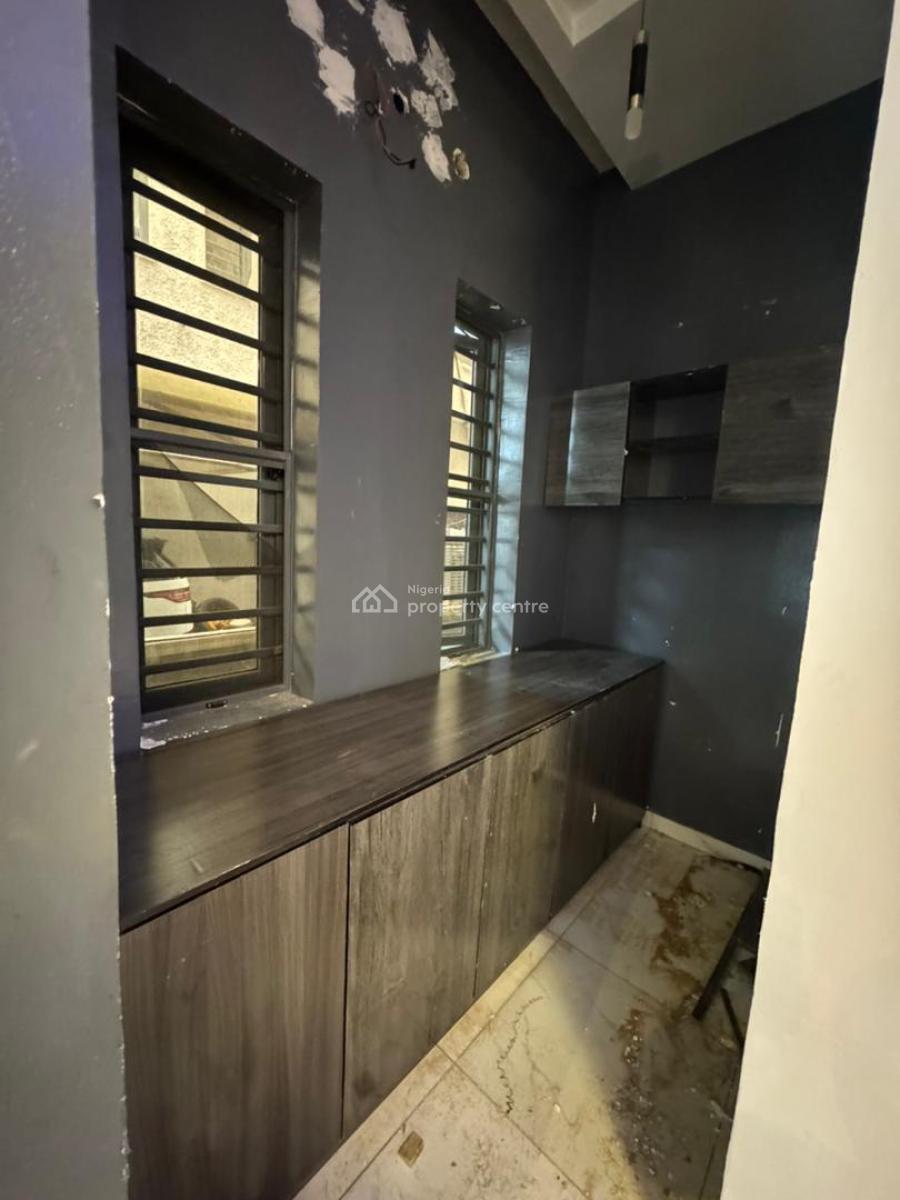 Spacious Studio Apartment with Swimming Pool, Gra, Ikota, Lekki, Lagos, Flat / Apartment for Rent