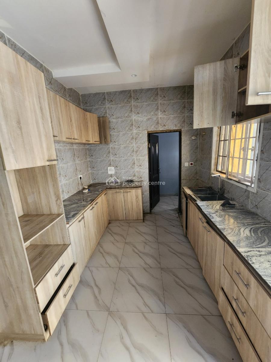 Luxury Two Bedroom Block of Flat., News Engineering, Dawaki, Gwarinpa, Abuja, Flat / Apartment for Rent