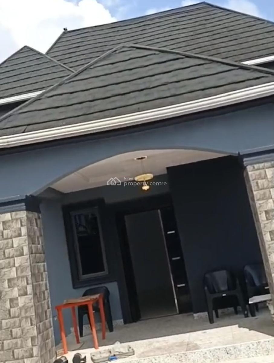Give Away 5 Bedroom Duplex, Unique Estate, Baruwa, Ipaja, Lagos, Detached Duplex for Sale