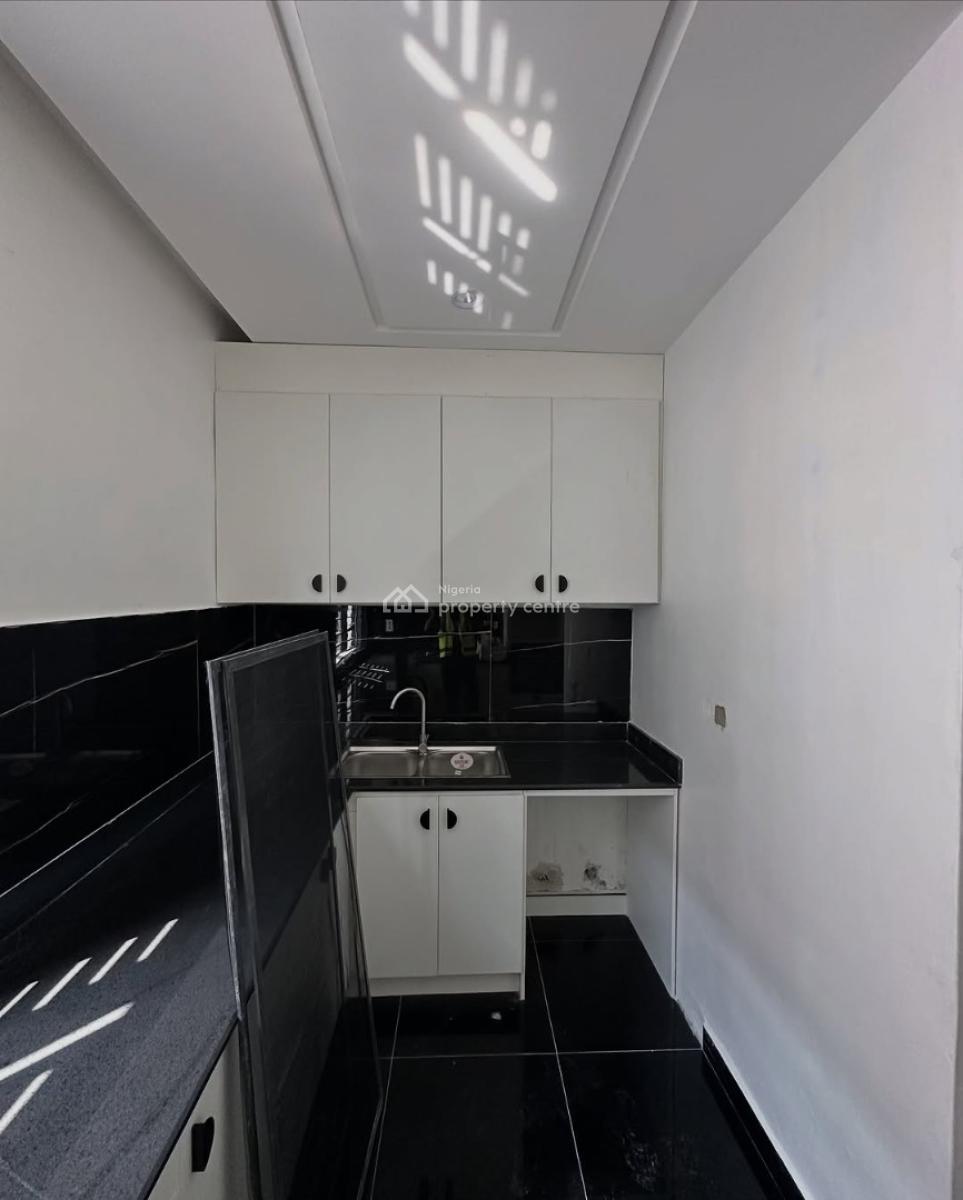 3 Bedroom Apartment Fully Service, Ikate, Lekki, Lagos, Block of Flats for Sale