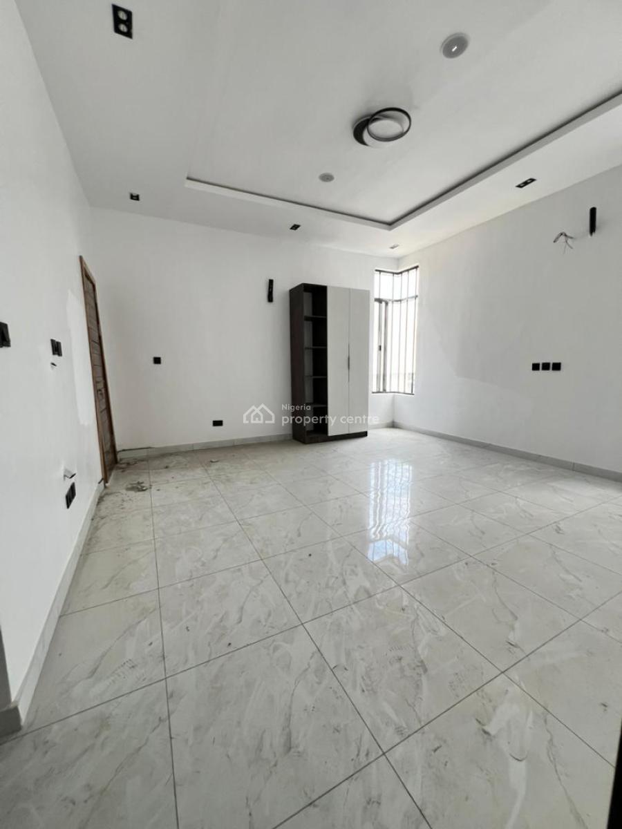 Stunning 5 Bedroom Semi Detached Duplex + Bq & Roof Terrace, Chevron, Lekki, Lagos, Semi-detached Duplex for Sale