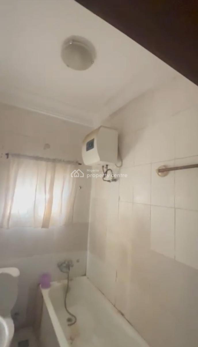 Clean 2 Bedroom on a Tarred Rd, Wuye Main, Wuye, Abuja, Flat / Apartment for Rent
