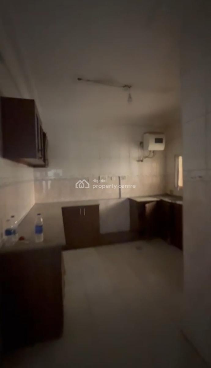 Clean 2 Bedroom on a Tarred Rd, Wuye Main, Wuye, Abuja, Flat / Apartment for Rent