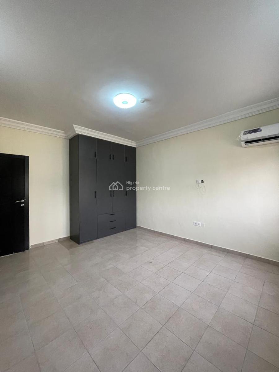 3 Bedroom Flat with Bq, Lekki Phase 1, Lekki, Lagos, Flat / Apartment for Rent