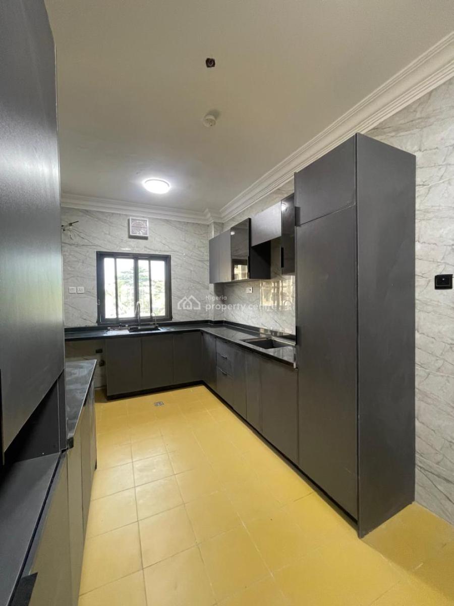 3 Bedroom Flat with Bq, Lekki Phase 1, Lekki, Lagos, Flat / Apartment for Rent
