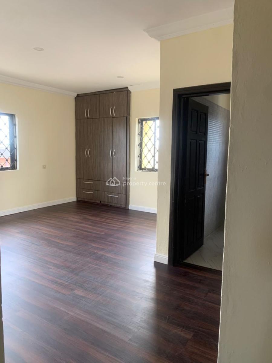 Three Bedroom Flat Available in a Good Area, Alara Street, Sabo, Yaba, Lagos, Flat / Apartment for Rent
