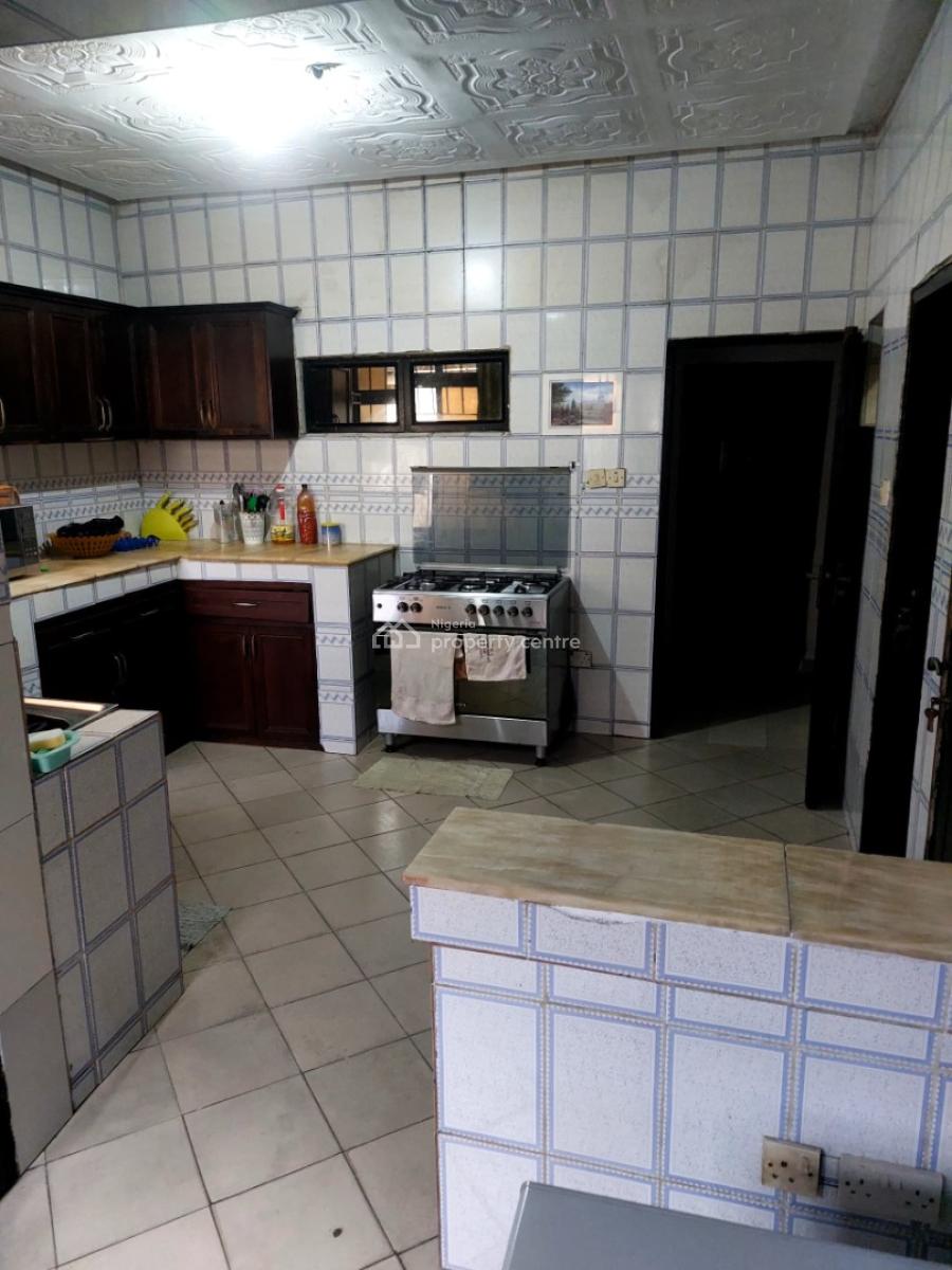 4 Bedroom Bungalow with Quality Facilities, Off East West Road, Rumuodara, Port Harcourt, Rivers, Detached Bungalow for Sale
