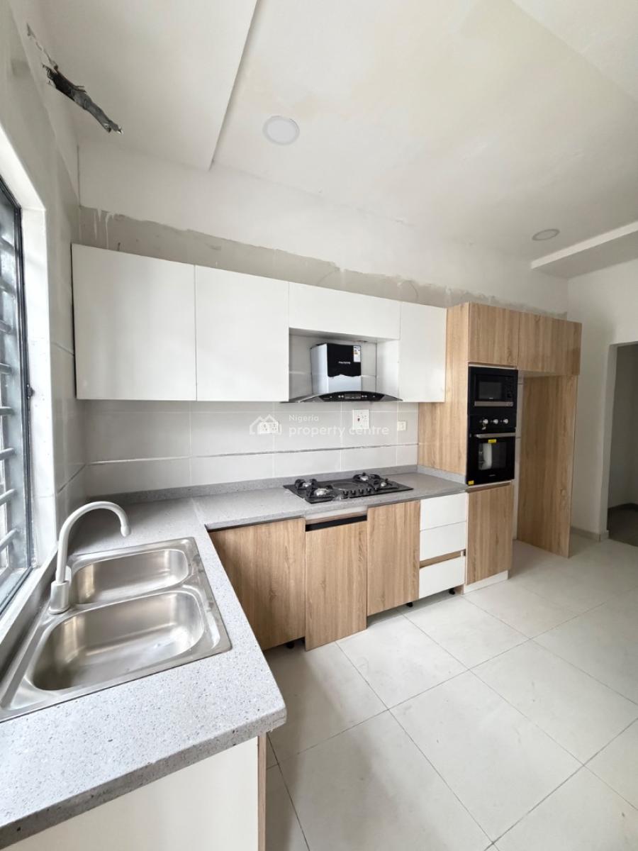 Well Spacious All En-suit 3 Bedrooms Terrace Duplex + Bq, Vgc, Lekki, Lagos, Terraced Duplex for Sale