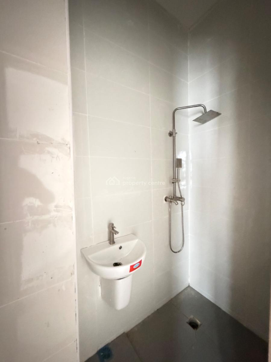 Well Spacious All En-suit 3 Bedrooms Terrace Duplex + Bq, Vgc, Lekki, Lagos, Terraced Duplex for Sale