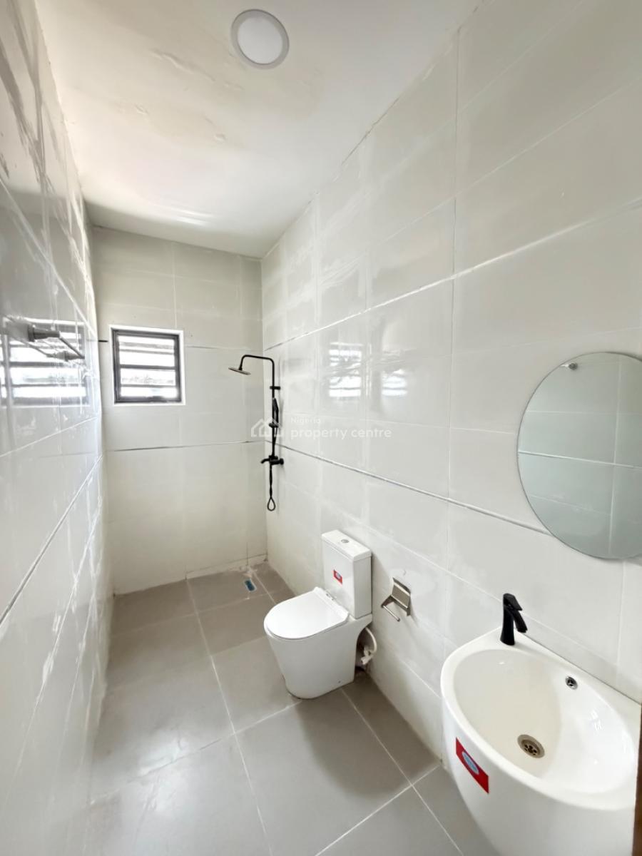 Well Spacious All En-suit 3 Bedrooms Terrace Duplex + Bq, Vgc, Lekki, Lagos, Terraced Duplex for Sale
