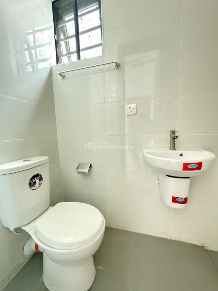 Well Spacious All En-suit 3 Bedrooms Terrace Duplex + Bq, Vgc, Lekki, Lagos, Terraced Duplex for Sale