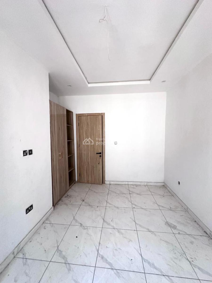 2 and 3 Bedroom Apartments, Ologolo, Lekki, Lagos, Block of Flats for Sale