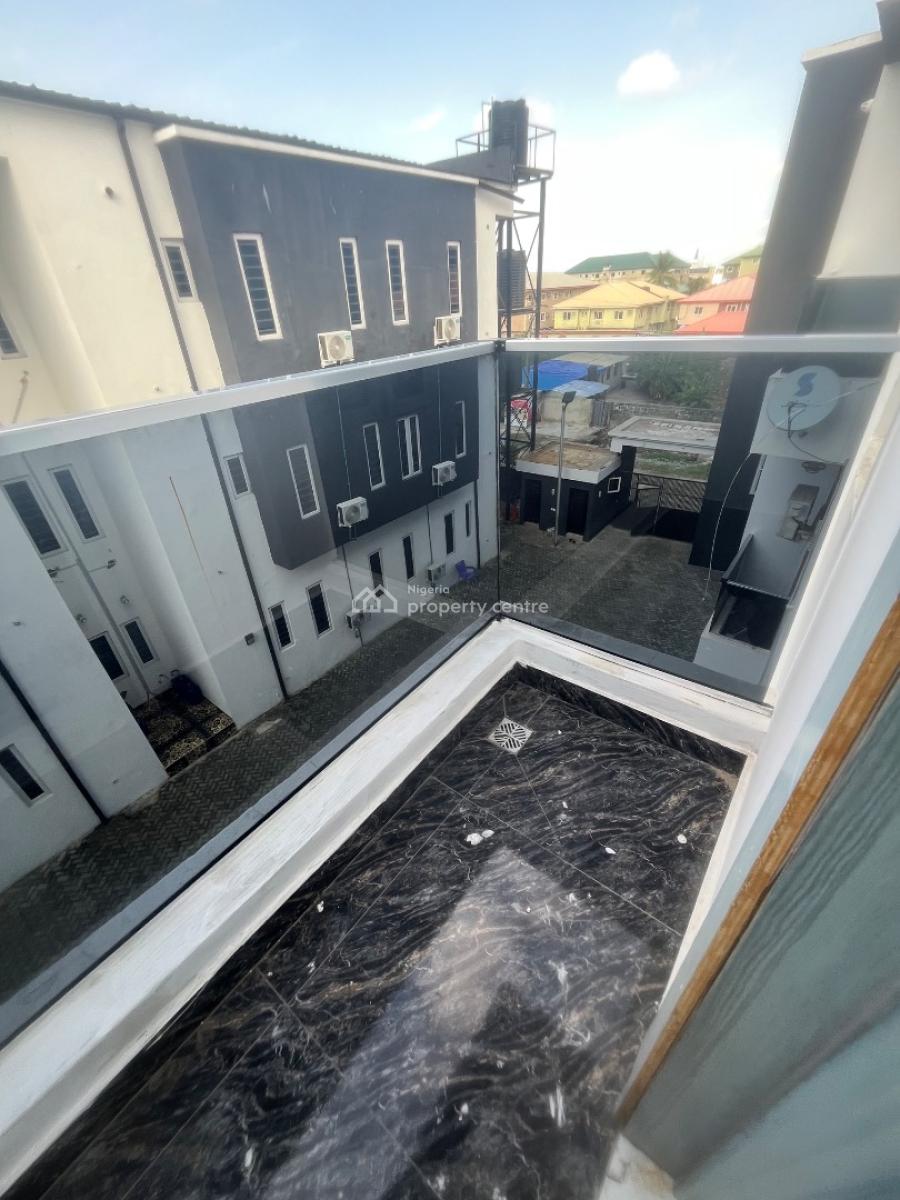 Luxury Brand New 2 Bedroom Flat Upstairs, Mobil Road, Ilaje, Ajah, Lagos, Flat / Apartment for Rent