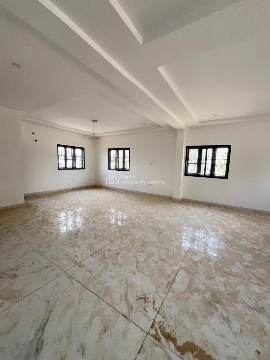 Semi Detached Duplex  with 1 Bedroom Bq, Guzape District, Abuja, Semi-detached Duplex for Sale