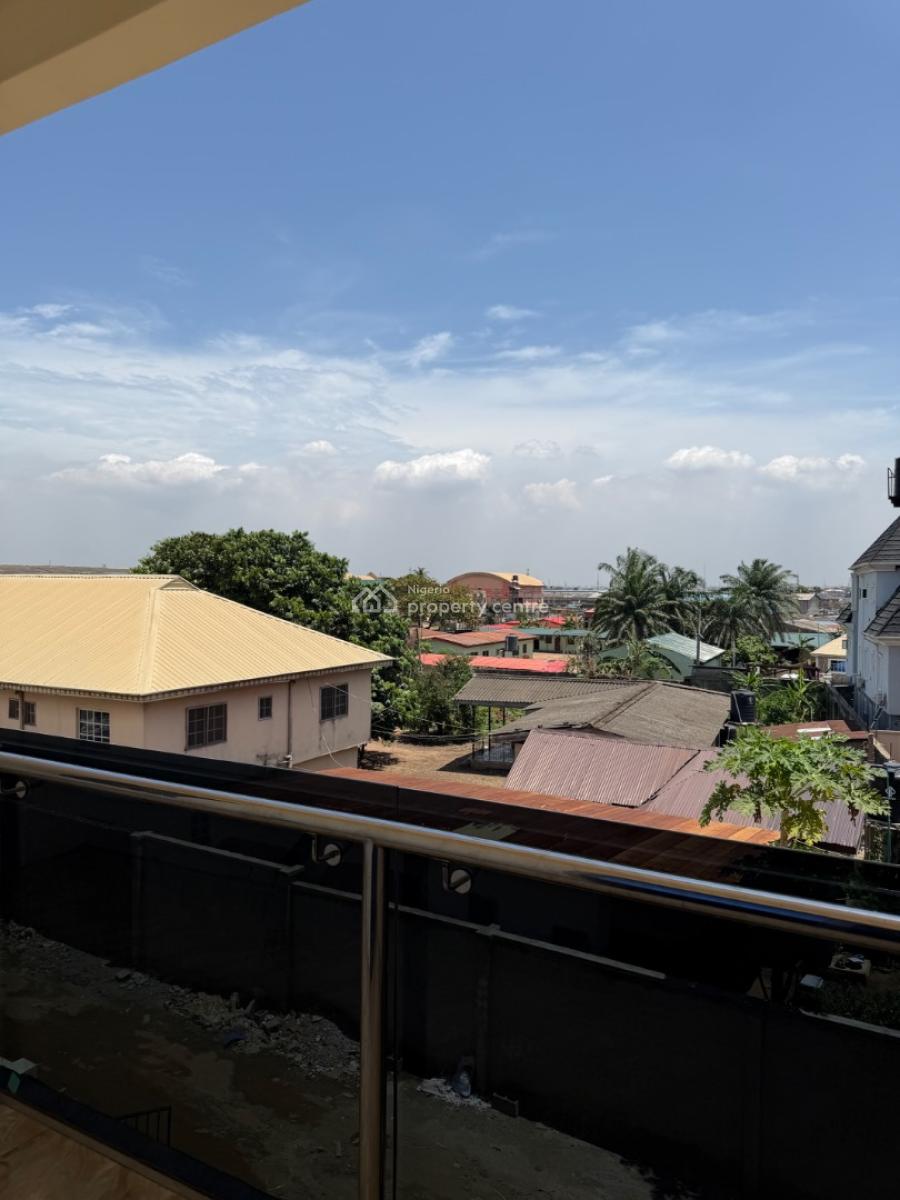 Well Spacious All En-suit 4 Bedrooms Terrace Duplex, Oko-oba, Agege, Lagos, Terraced Duplex for Sale
