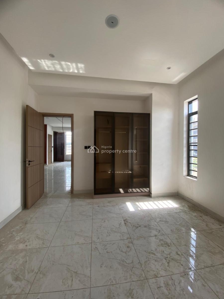 2 Bedroom Apartment, Freedom Way, Lekki Phase 1, Lekki, Lagos, Flat / Apartment for Rent