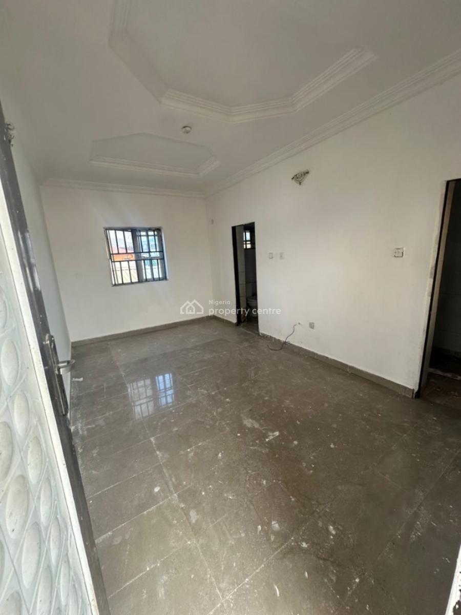 a Room Self Contain in a Good Environment, Phase 4, Kubwa, Abuja, Self Contain (single Rooms) for Rent