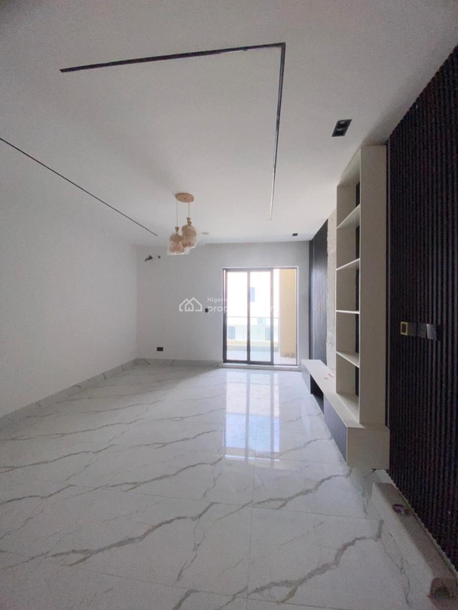 2bedroom Apartment, Freedom Way, Lekki Phase 1, Lekki, Lagos, Flat / Apartment for Sale