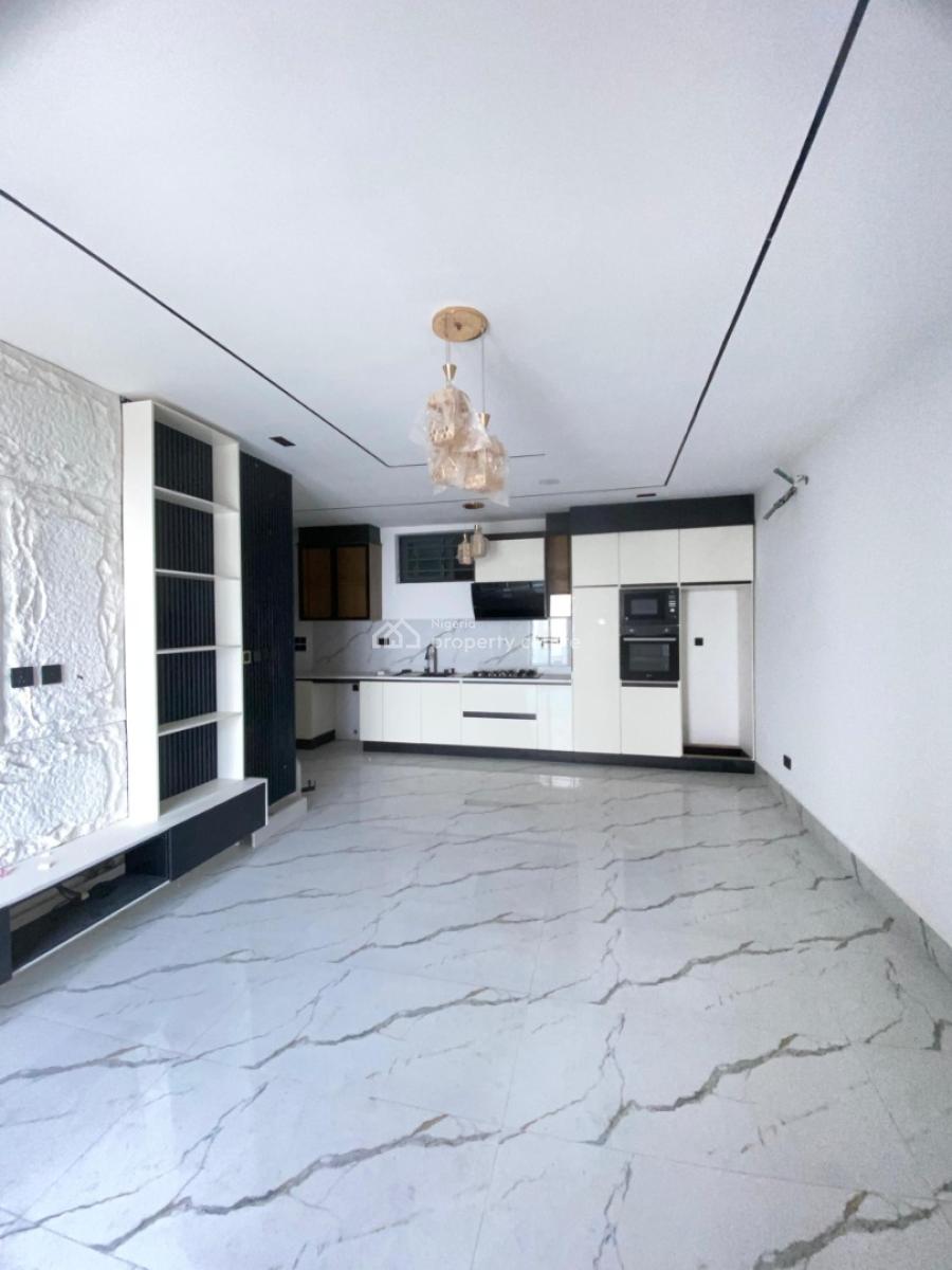 2bedroom Apartment, Freedom Way, Lekki Phase 1, Lekki, Lagos, Flat / Apartment for Sale