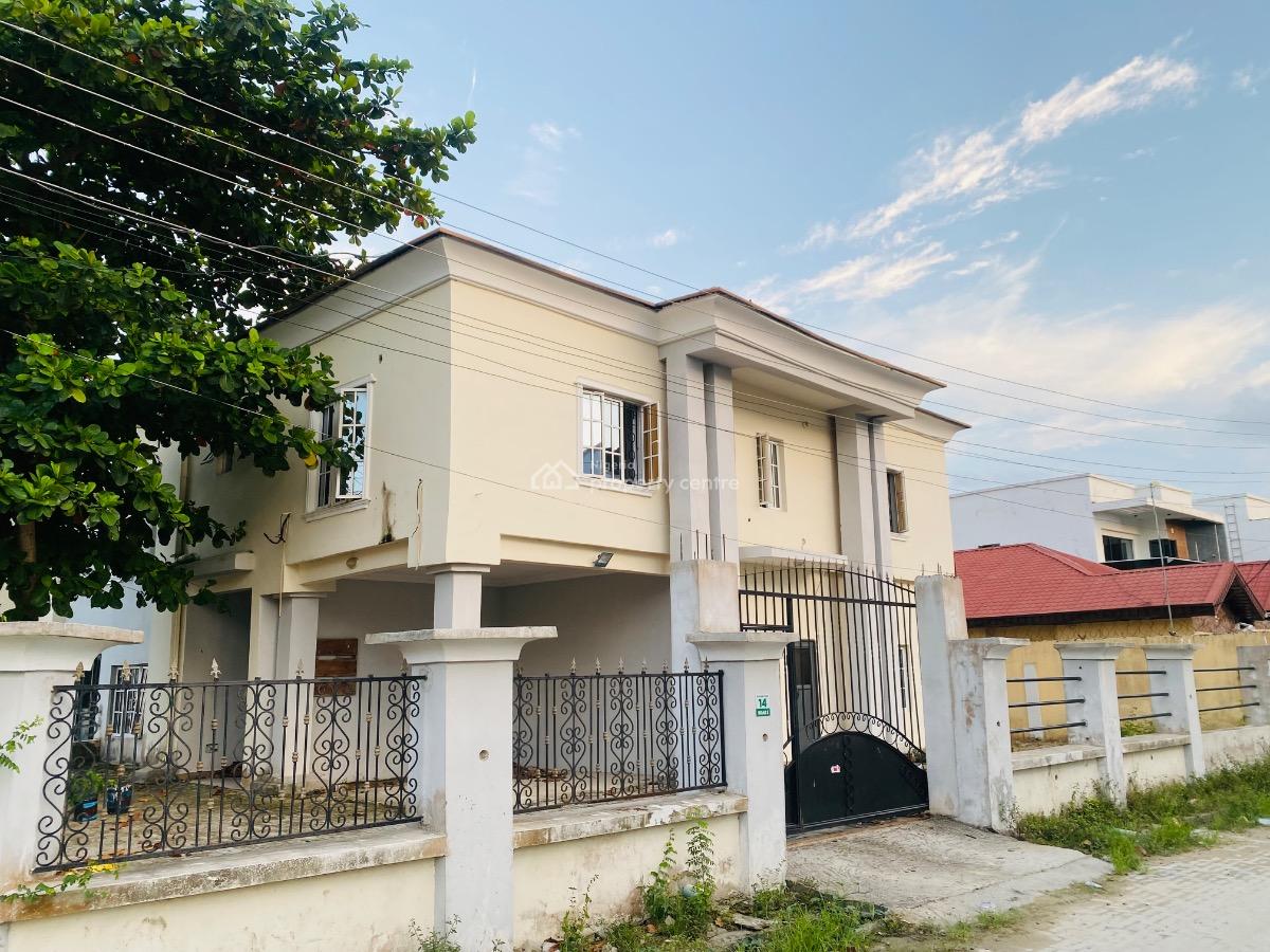 Super Spacious Home, Ogidan, After Skymall, Ajah, Lagos, Semi-detached Duplex for Rent
