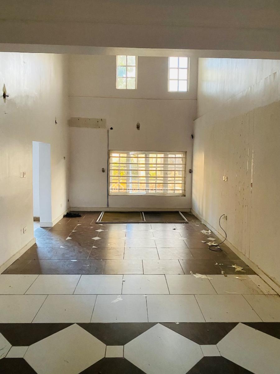 Super Spacious Home, Ogidan, After Skymall, Ajah, Lagos, Semi-detached Duplex for Rent