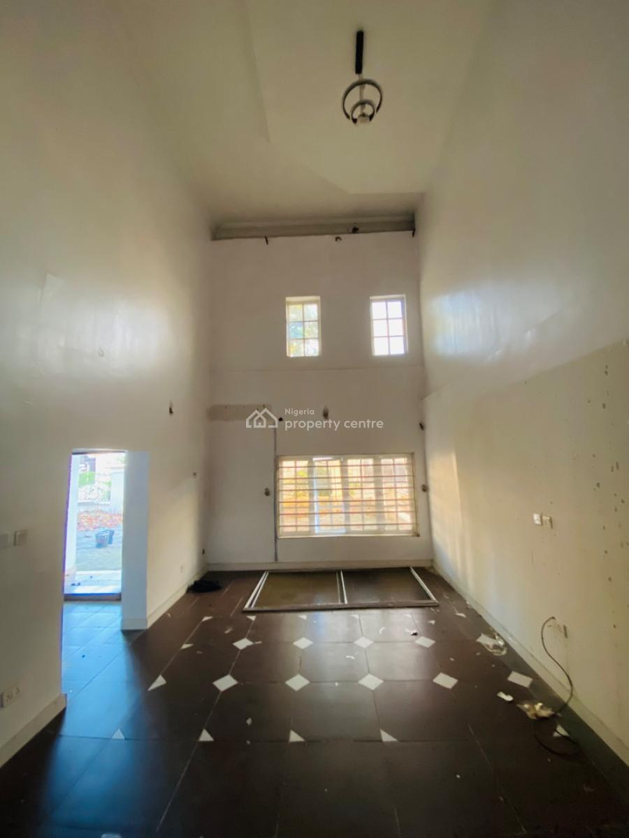 Super Spacious Home, Ogidan, After Skymall, Ajah, Lagos, Semi-detached Duplex for Rent