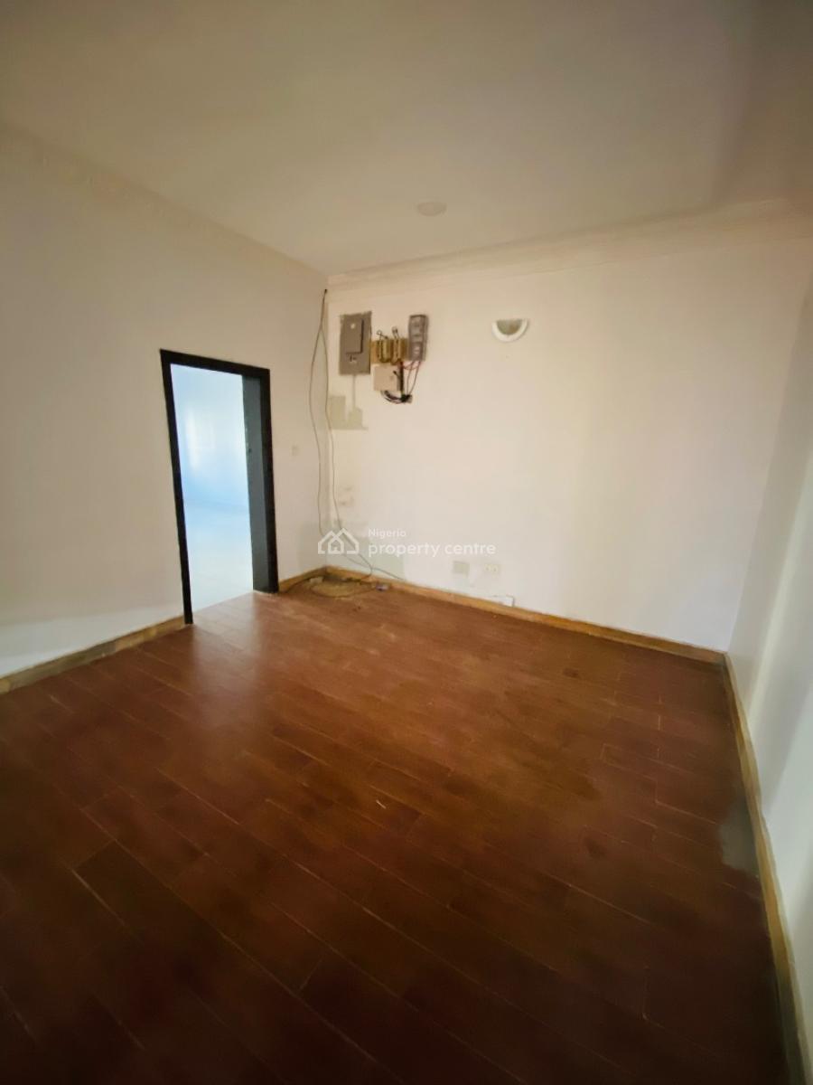 Super Spacious Home, Ogidan, After Skymall, Ajah, Lagos, Semi-detached Duplex for Rent
