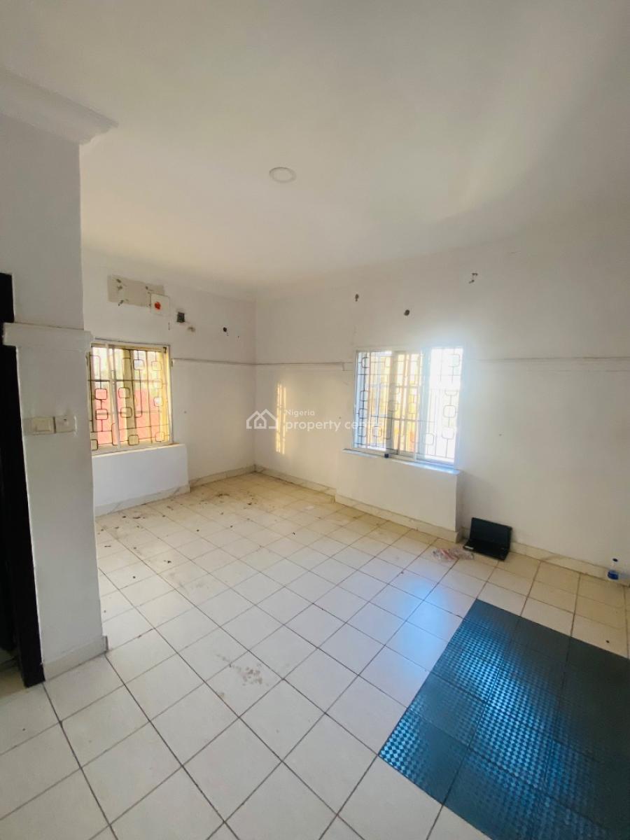 Super Spacious Home, Ogidan, After Skymall, Ajah, Lagos, Semi-detached Duplex for Rent