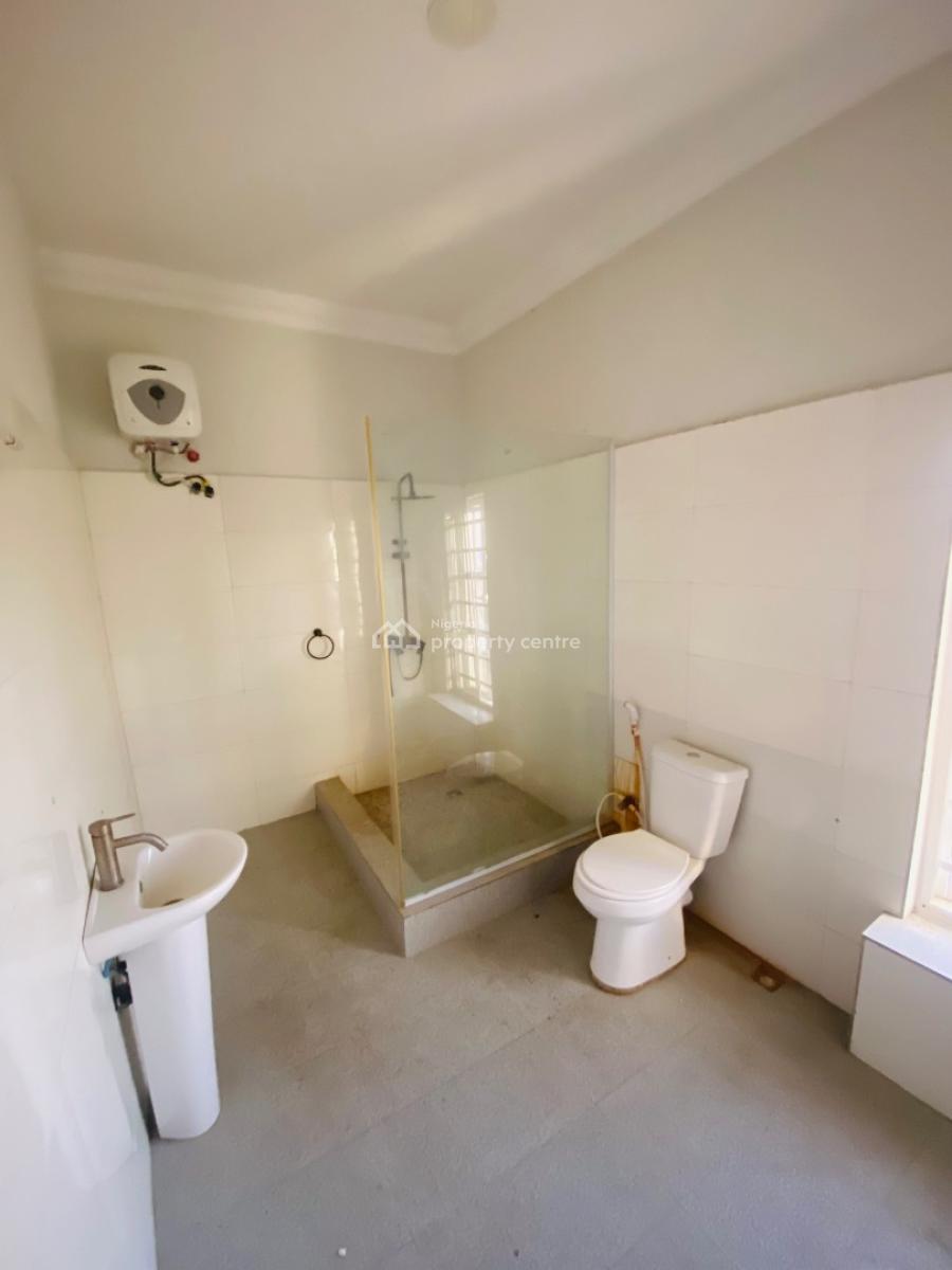 Super Spacious Home, Ogidan, After Skymall, Ajah, Lagos, Semi-detached Duplex for Rent