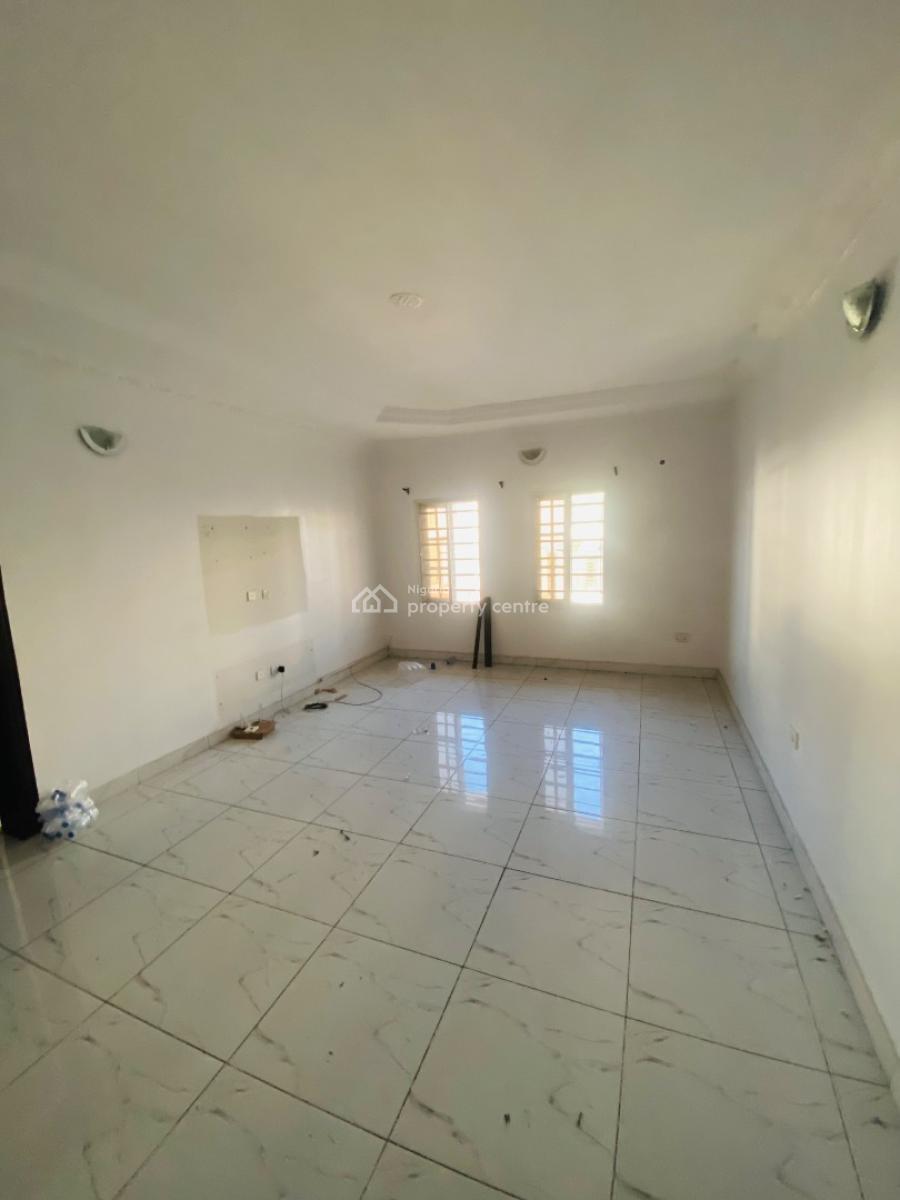 Super Spacious Home, Ogidan, After Skymall, Ajah, Lagos, Semi-detached Duplex for Rent