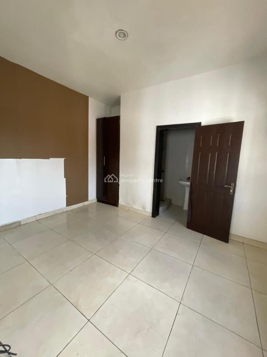 Nice and Spacious 1bedroom Apartment, Upstairs, Private Balcony, Canal West Estate, Osapa, Lekki, Lagos, Mini Flat (room and Parlour) for Rent