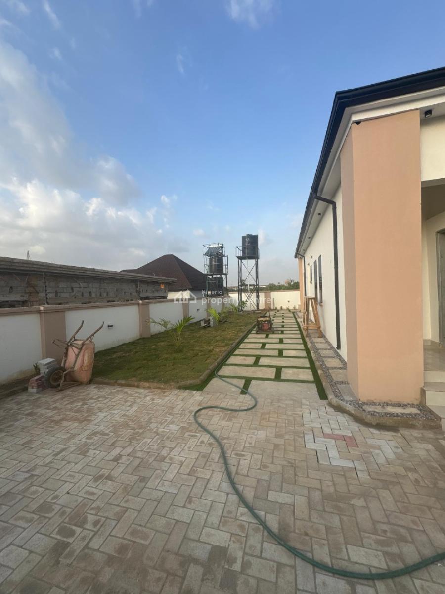3 Bedroom Detached Bungalow with Bq, Dakwo, Abuja, Detached Bungalow for Sale