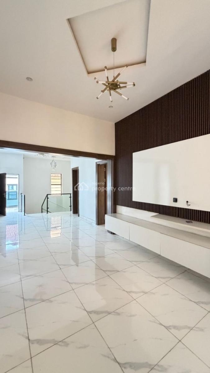 4 Bedrooms + Bq  Detached with  1 Bed Guest Chalet, Lokogoma District, Abuja, Detached Duplex for Sale