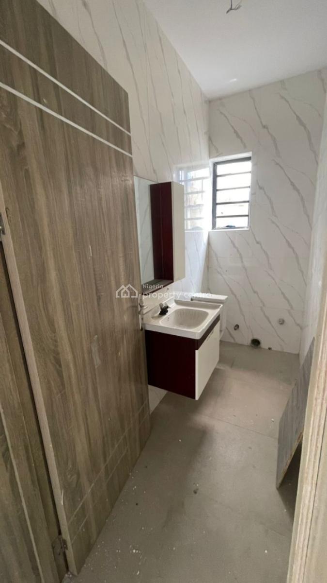6 Units of 2 Bedrooom Flat, Lekki Phase 1, Lekki, Lagos, Flat / Apartment for Rent