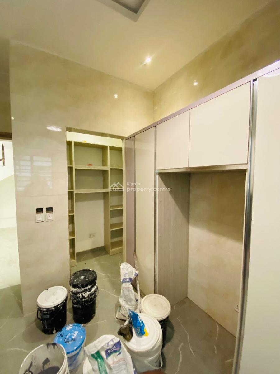 Lovely Home, Vgc, Lekki, Lagos, Terraced Duplex for Rent