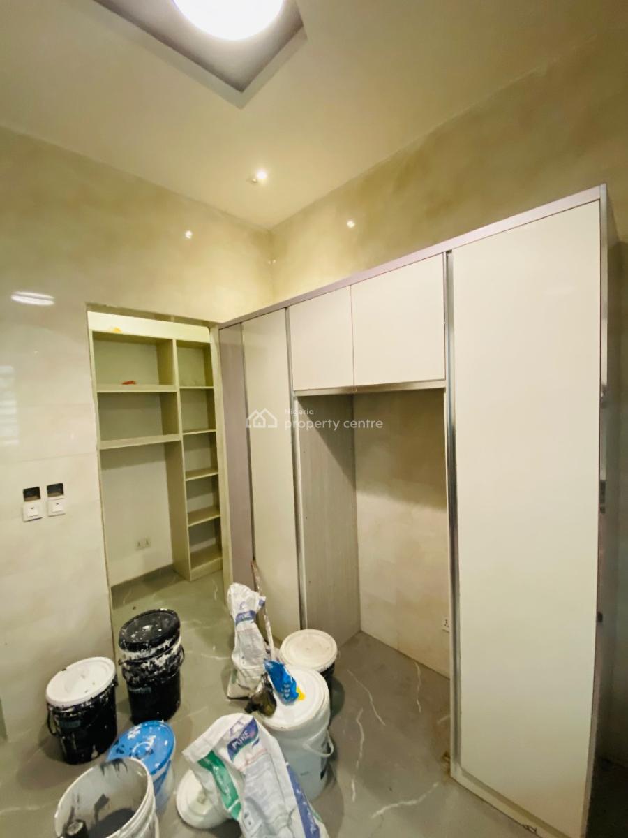 Lovely Home, Vgc, Lekki, Lagos, Terraced Duplex for Rent