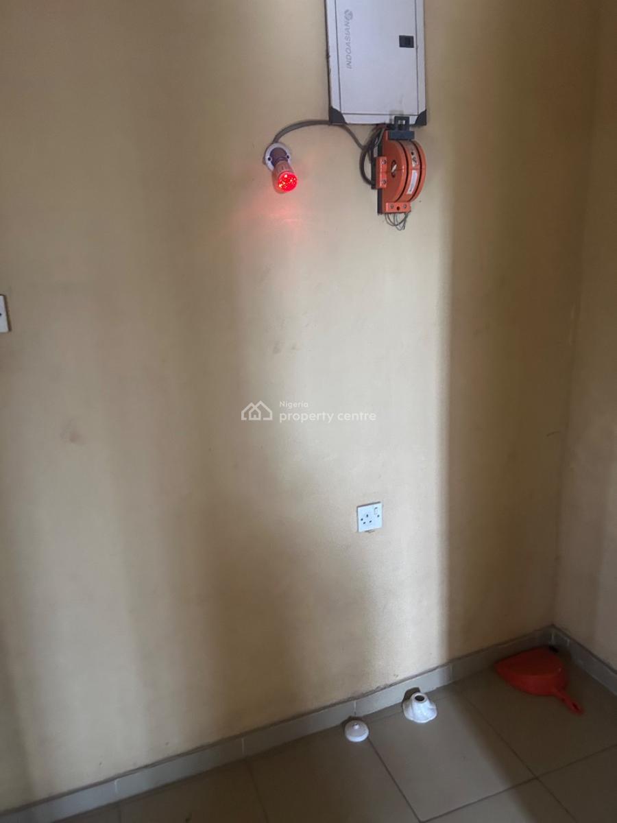 Decent and Affordable, Aderogba Street Off Okunola Road, Egbeda, Alimosho, Lagos, Flat / Apartment for Rent