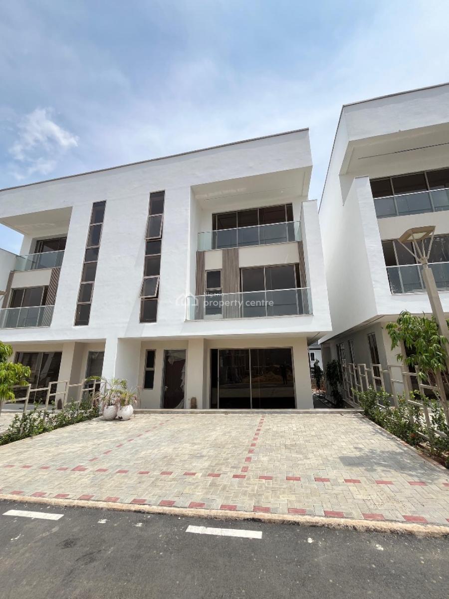 4 Bedroom Semi Detached Duplex with Bq, Guzape District, Abuja, Semi-detached Duplex for Sale