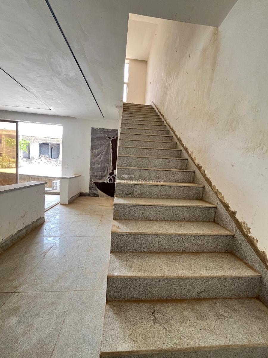 4 Bedroom Semi Detached Duplex with Bq, Guzape District, Abuja, Semi-detached Duplex for Sale