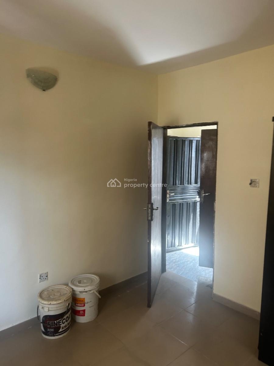 Alone in Compound Miniflat, 32nd Road Gowon Estate, Egbeda, Alimosho, Lagos, Mini Flat (room and Parlour) for Rent