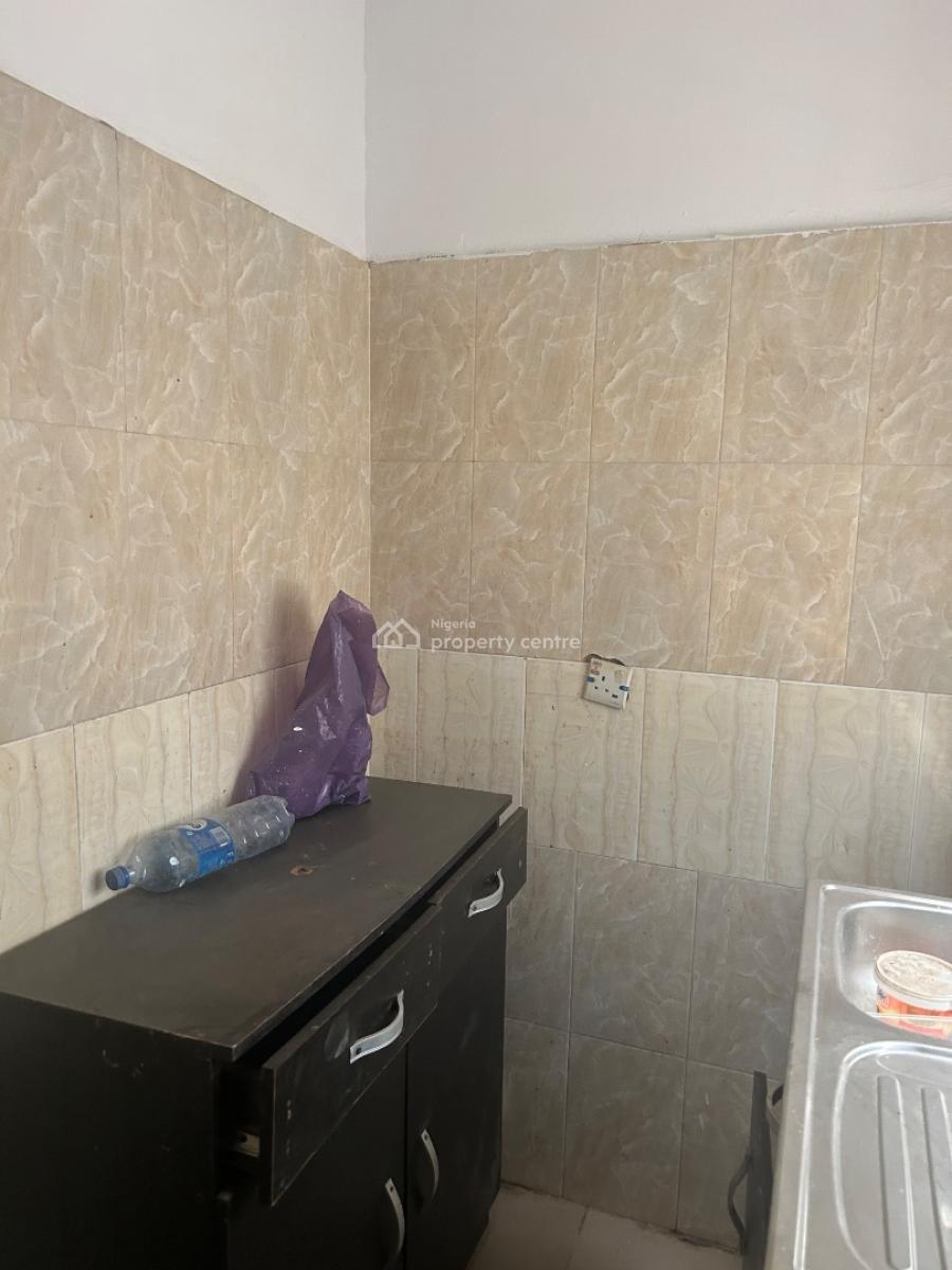 Alone in Compound Miniflat, 32nd Road Gowon Estate, Egbeda, Alimosho, Lagos, Mini Flat (room and Parlour) for Rent