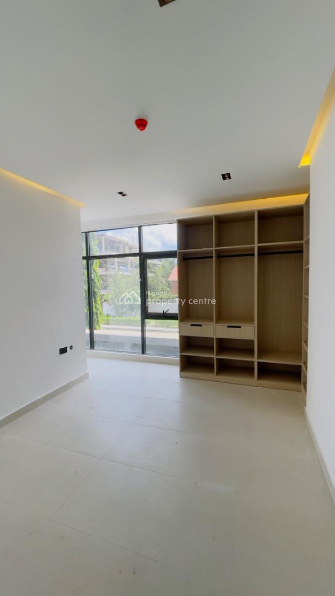 Luxury Brand New 3 Bedroom Apartment, Lekki Phase 1, Lekki, Lagos, Flat / Apartment for Sale