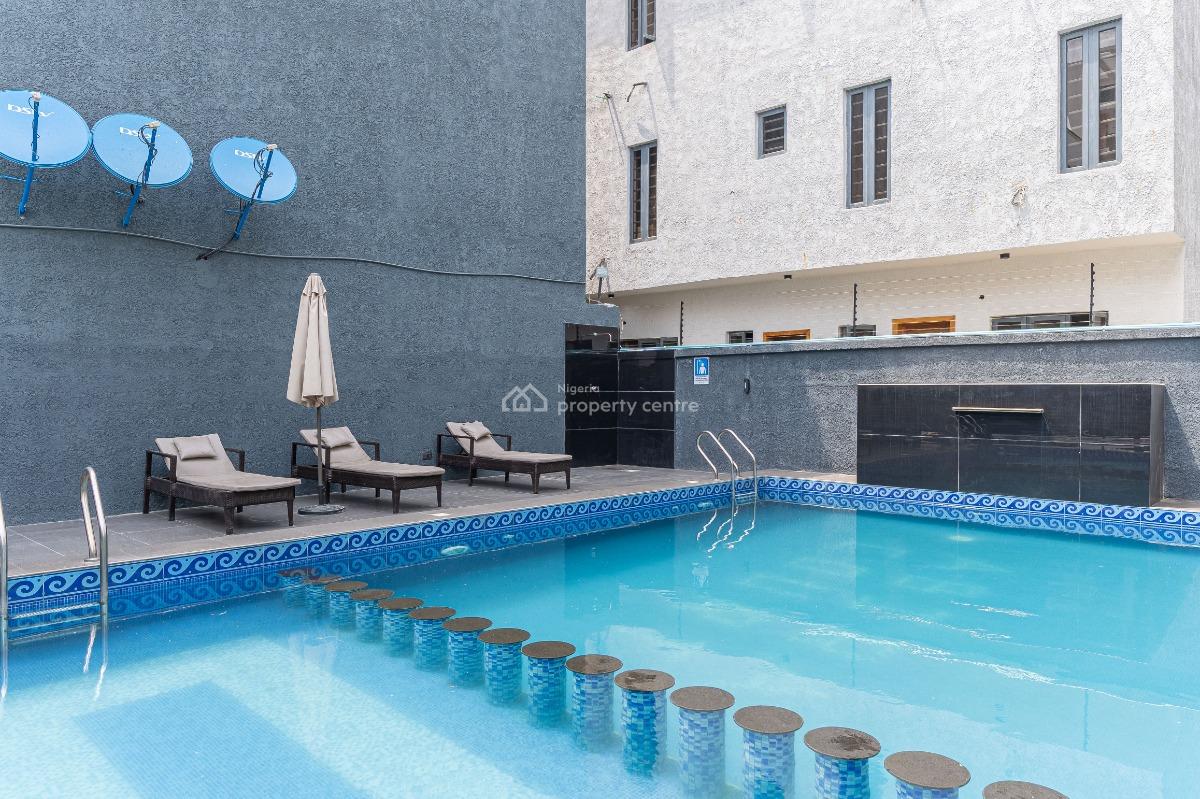 Spacious Luxurious 2 Bedroom Apartment with Spacious Back Yard and Pool, Lekki Phase 1, Lekki, Lagos, Flat / Apartment for Sale