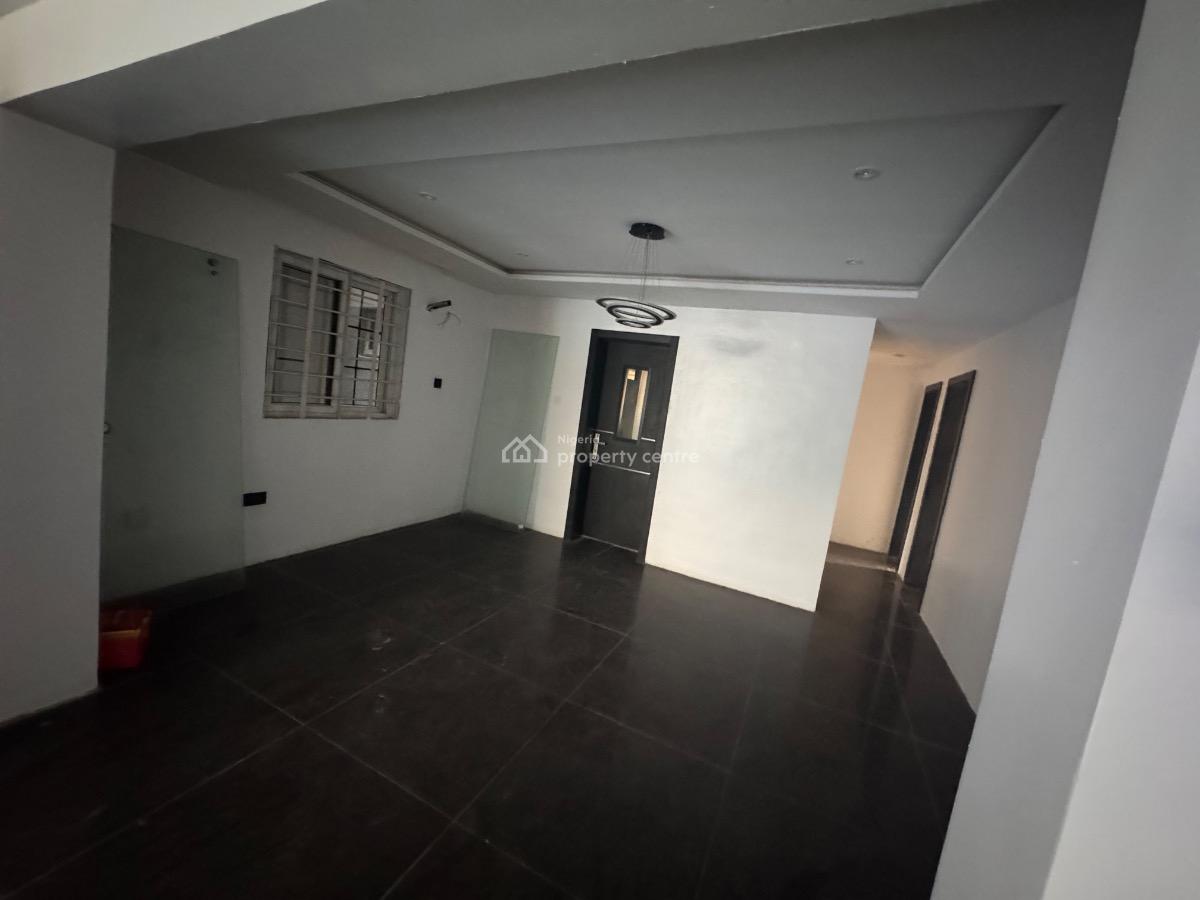 a Brand New 3 Bedroom Flat in Lekki Phase 1., Lekki Phase 1., Lekki Phase 1, Lekki, Lagos, Flat / Apartment for Sale