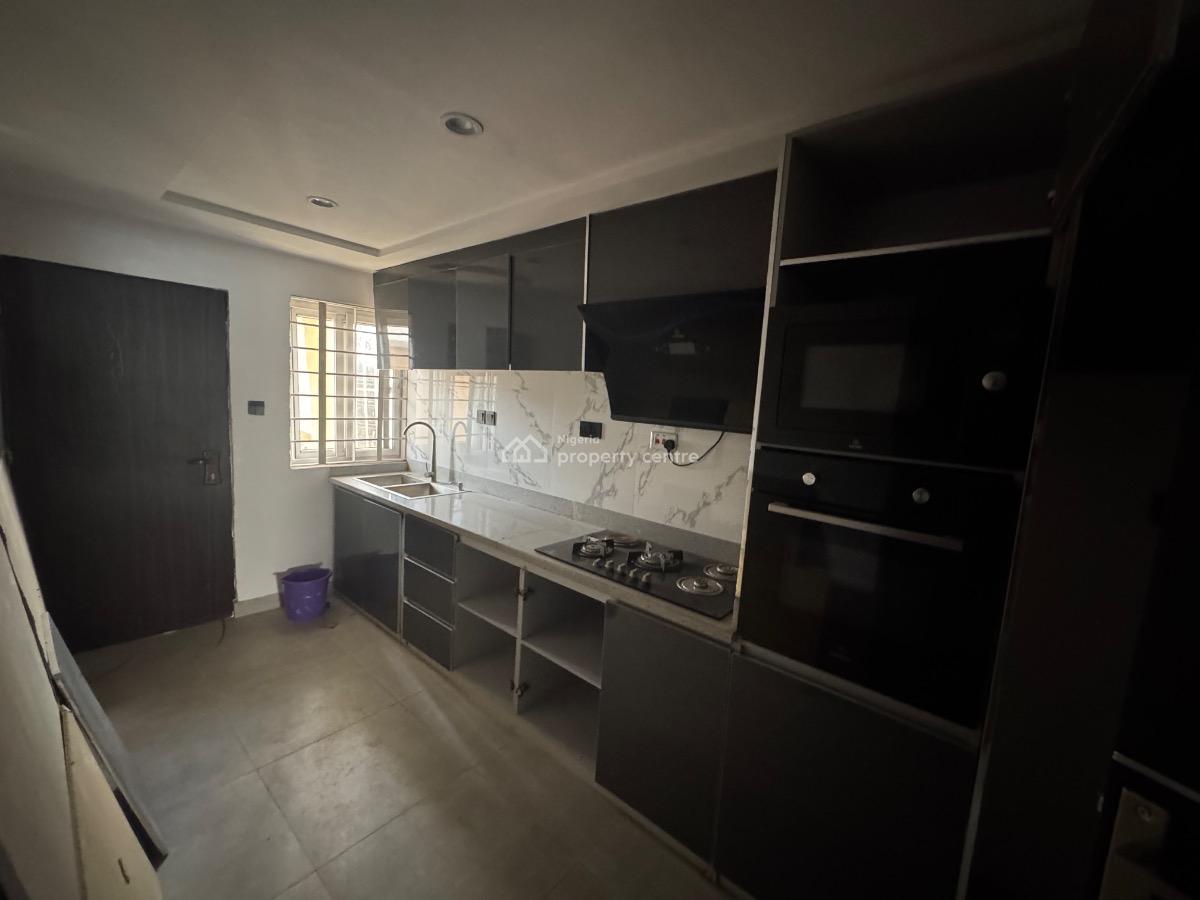 a Brand New 3 Bedroom Flat in Lekki Phase 1., Lekki Phase 1., Lekki Phase 1, Lekki, Lagos, Flat / Apartment for Sale