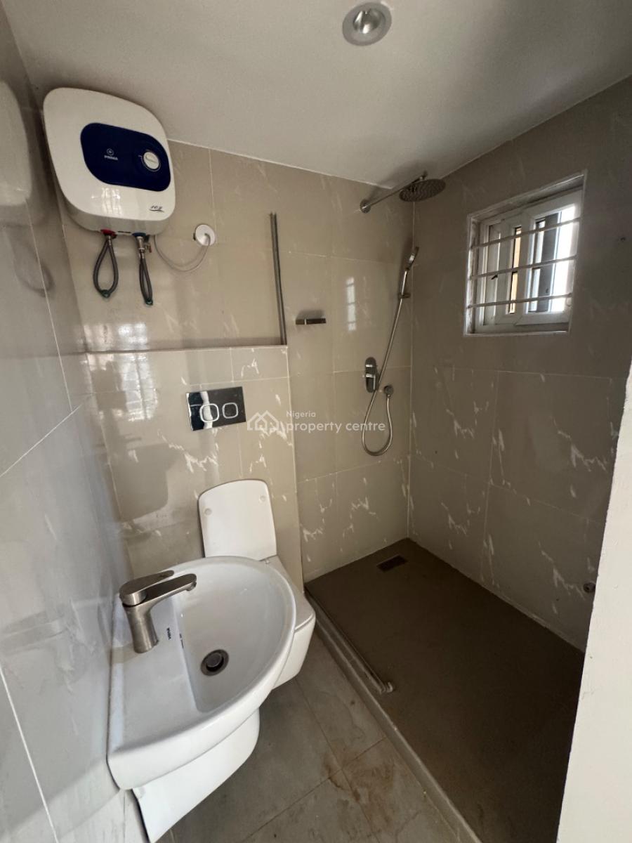 a Brand New 3 Bedroom Flat in Lekki Phase 1., Lekki Phase 1., Lekki Phase 1, Lekki, Lagos, Flat / Apartment for Sale