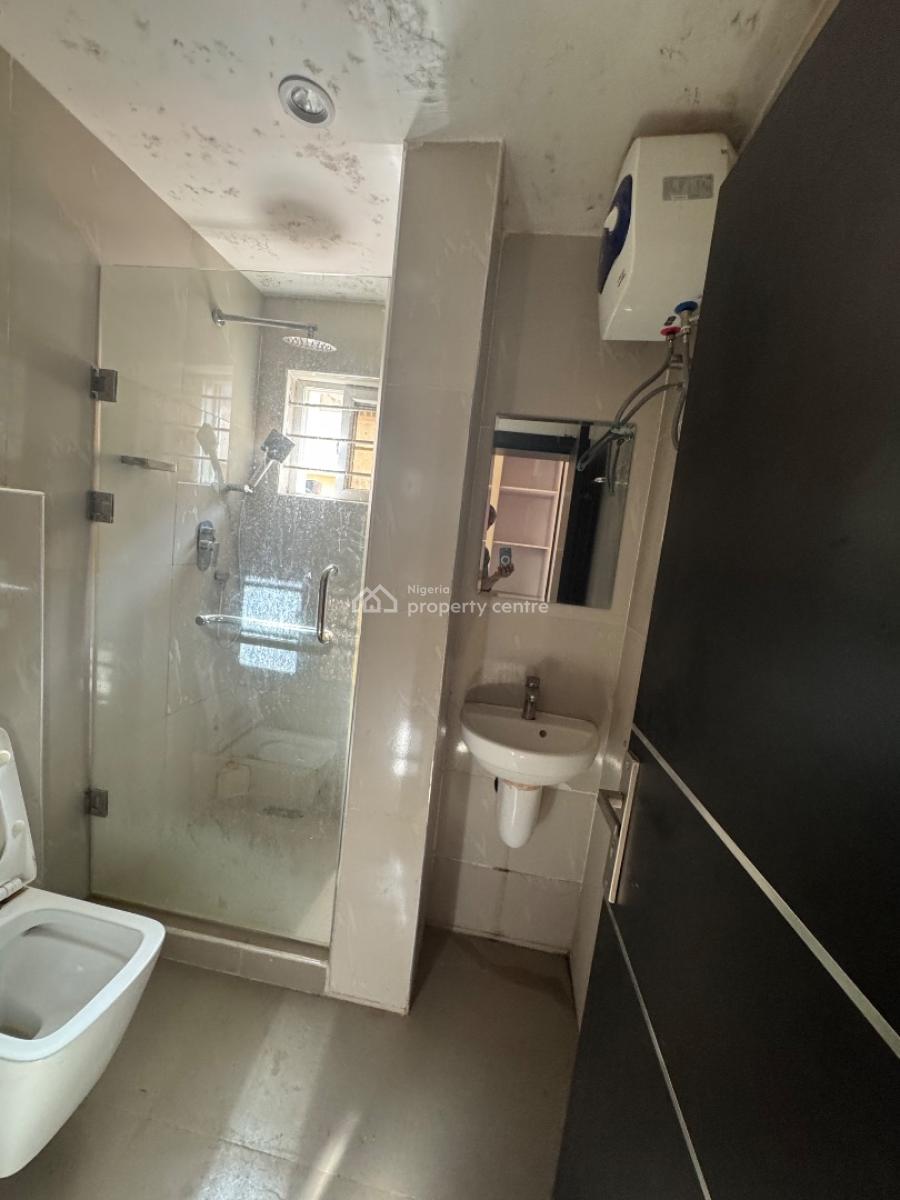 a Brand New 3 Bedroom Flat in Lekki Phase 1., Lekki Phase 1., Lekki Phase 1, Lekki, Lagos, Flat / Apartment for Sale