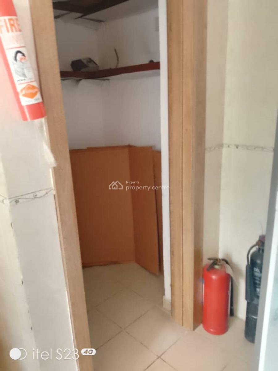Luxury 3bedroom with Pool, Gym, and Bq, Gerald Road Ikoyi, Ikoyi, Lagos, Flat / Apartment for Rent